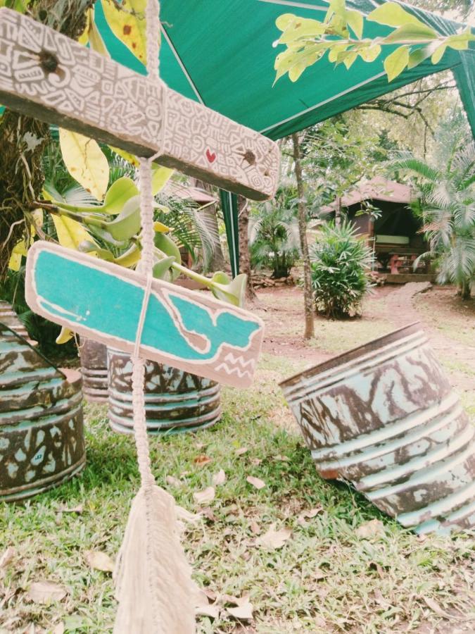Villa Tiki Dorm Santa Catalina Exterior foto